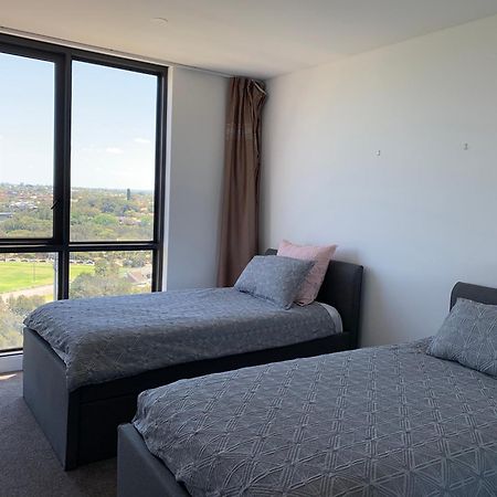 Panoramic Views In Luxurious Brand New Apartment Sydney Exterior foto