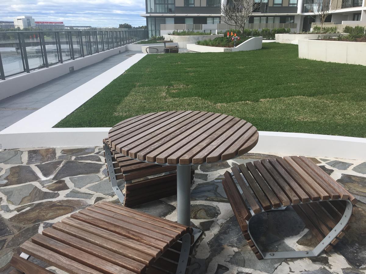 Panoramic Views In Luxurious Brand New Apartment Sydney Exterior foto
