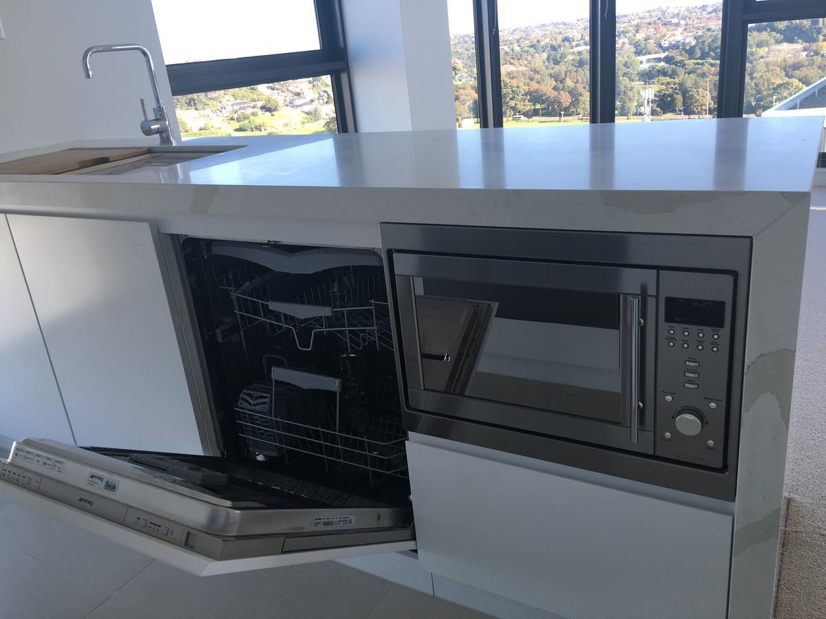 Panoramic Views In Luxurious Brand New Apartment Sydney Exterior foto