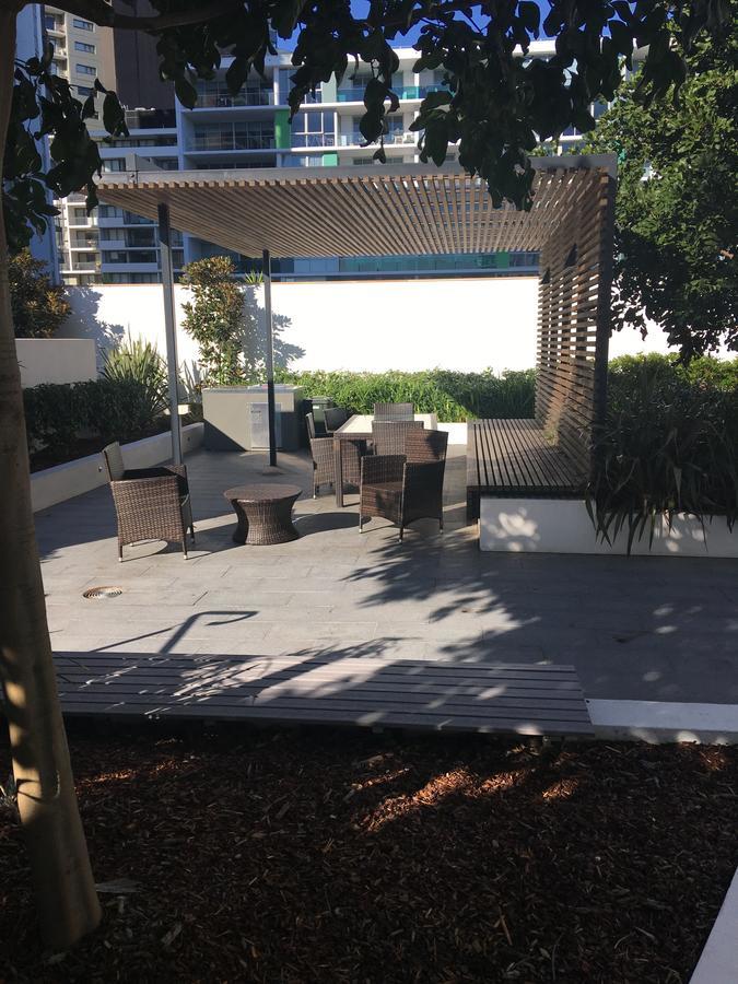 Panoramic Views In Luxurious Brand New Apartment Sydney Exterior foto