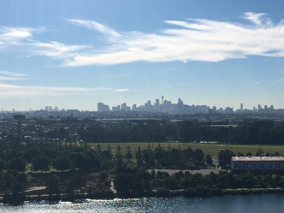 Panoramic Views In Luxurious Brand New Apartment Sydney Exterior foto